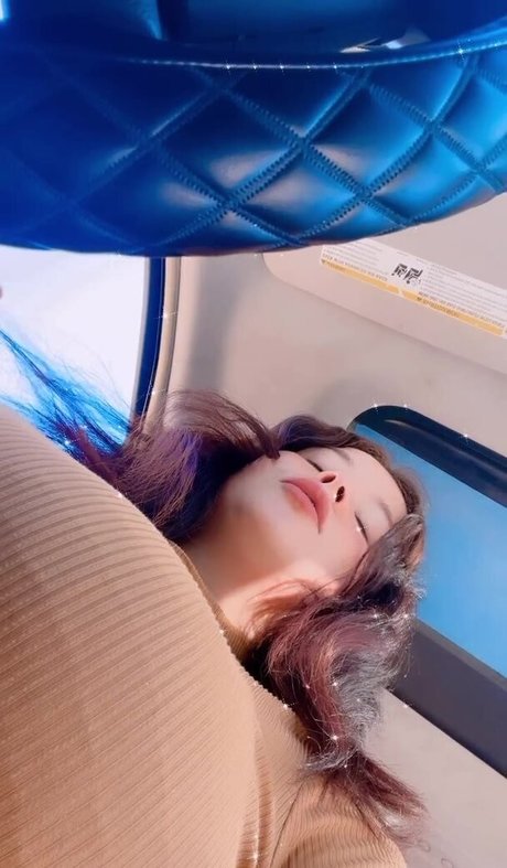 Paulina Davila model porn picture