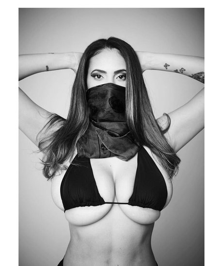 Sannatorr sexy model photos