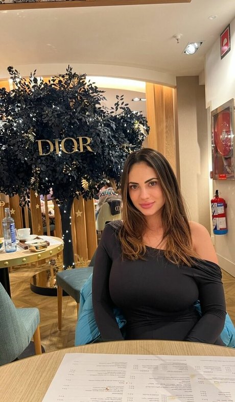 Sannatorr model porn pics