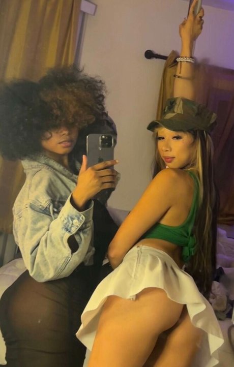 waifufilez hot star photos