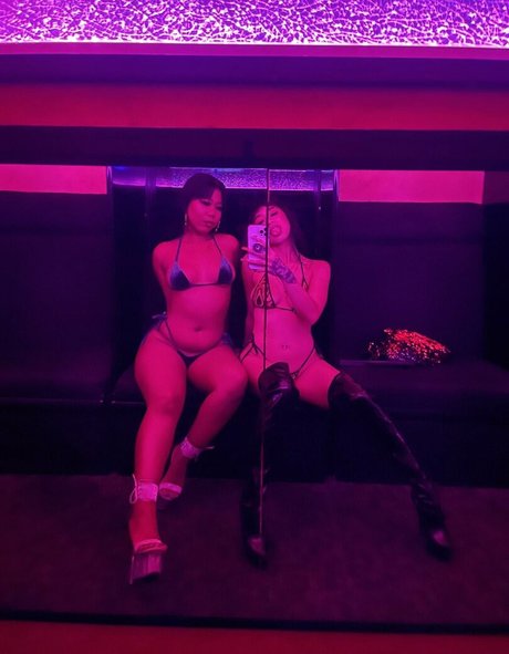 waifufilez actress photo