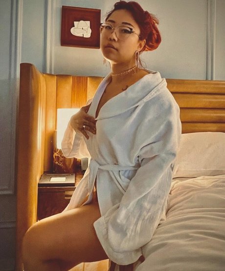 Stella Chung Profile pic