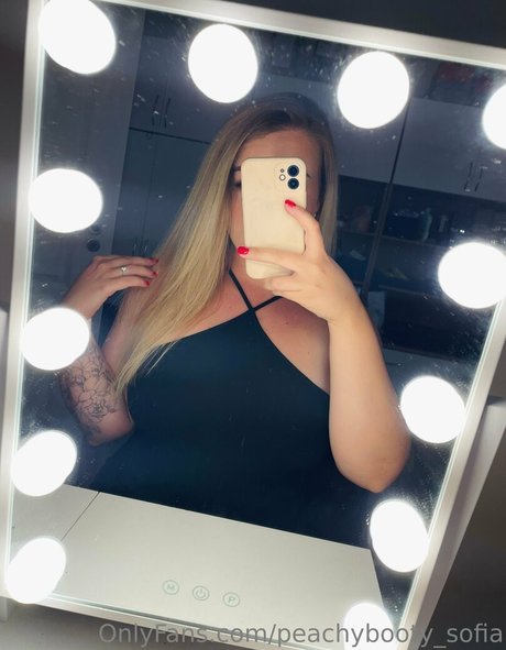 peachybooty sofia model best gallery