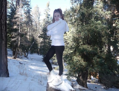 Francesca Capaldi art star image