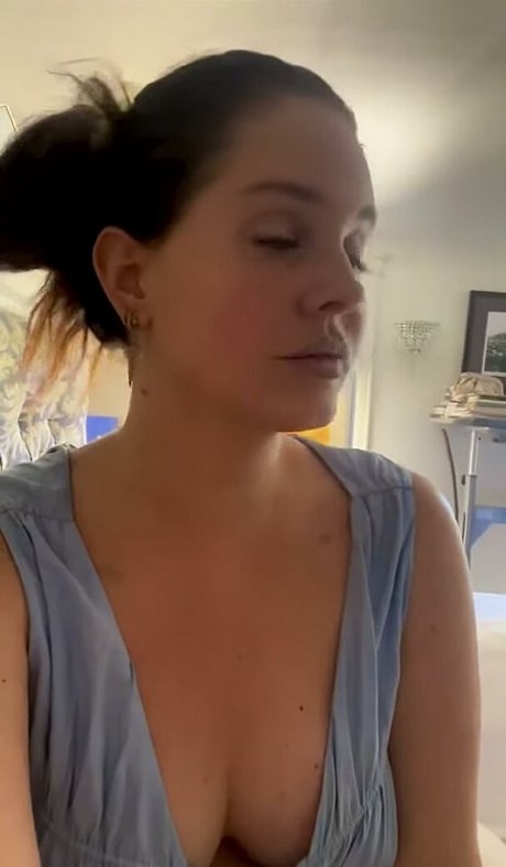 Lana Del Rey art actress images