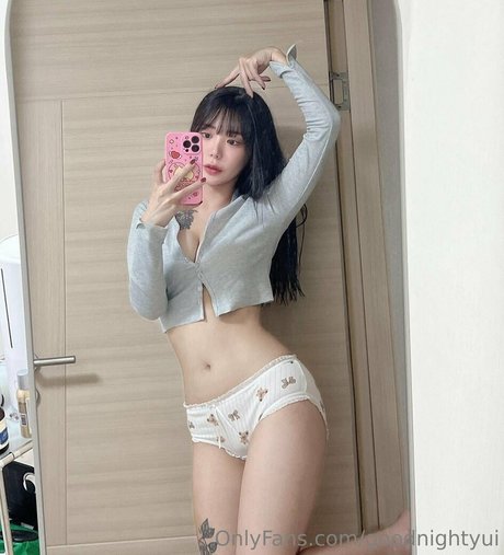 goodnightyui pornstar sexy images