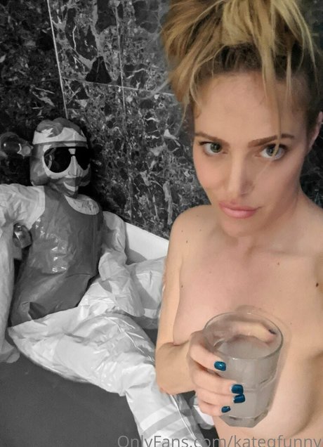 Kate Quigley star nudes photos