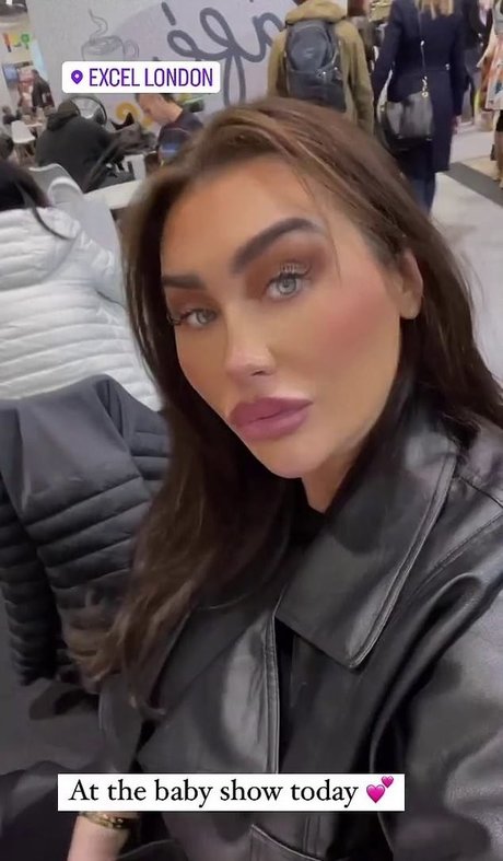 Lauren Goodger beautiful actress images