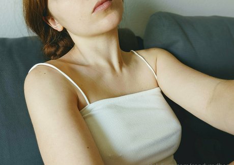 candyredhead beautiful model photos