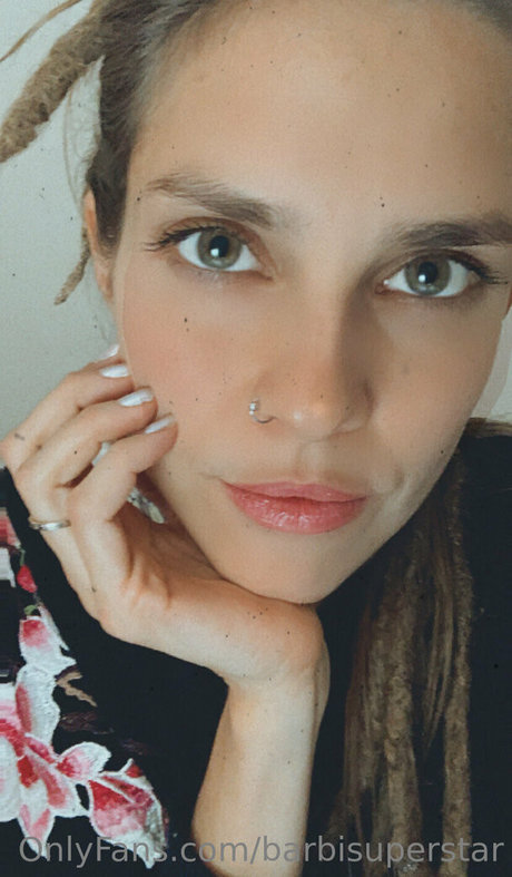 barbisuperstar nudes actress photos