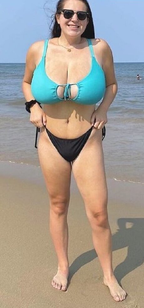 Hannah F model nice photos