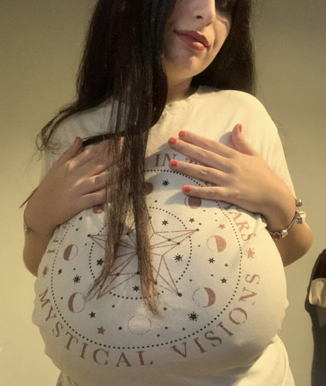 big tits curvy onlyfans pretty img