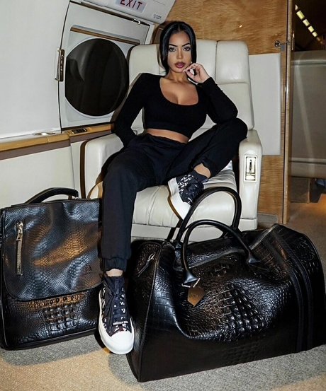 Aneeqa Farid sex model image