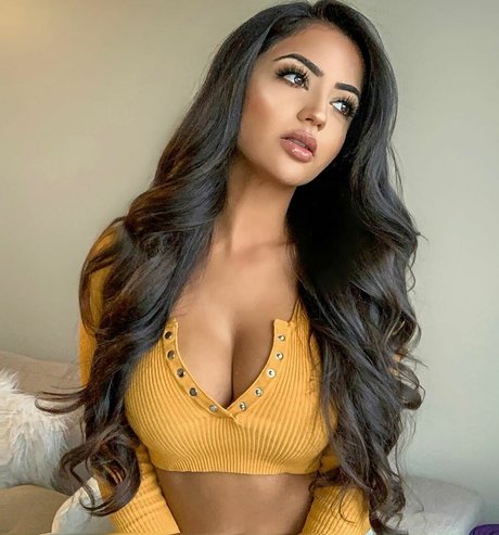 Aneeqa Farid xxx star archive