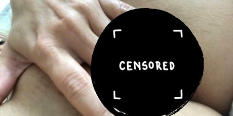 ninasworld model top img