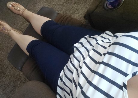 curvymama2021 naked pornstar pics