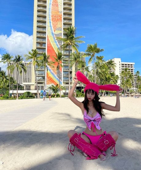 ruunachu model erotic photos