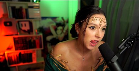 Bisscute erotic star pictures