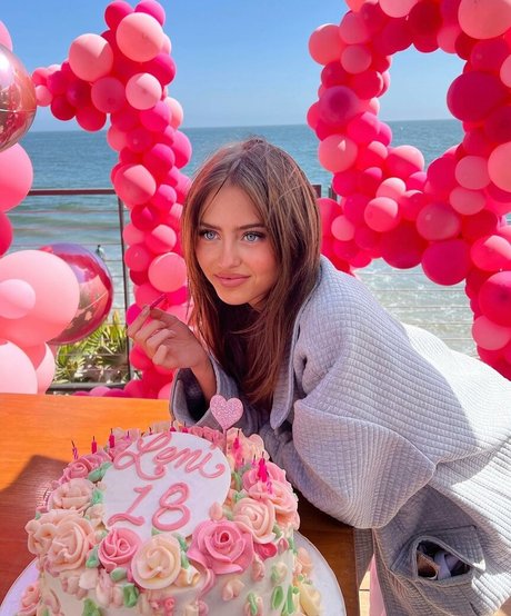 Leni Klum porn star photos