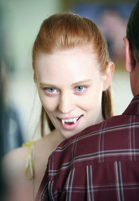 Deborah Ann Woll best star pic