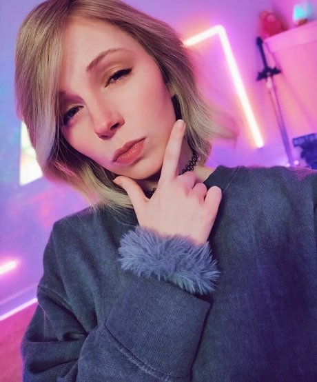 Missclick Gaming nudes actress images