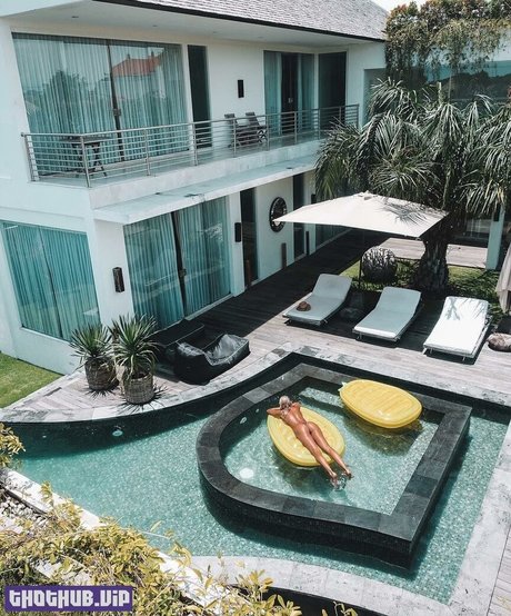 Madison Edwards beautiful star archive