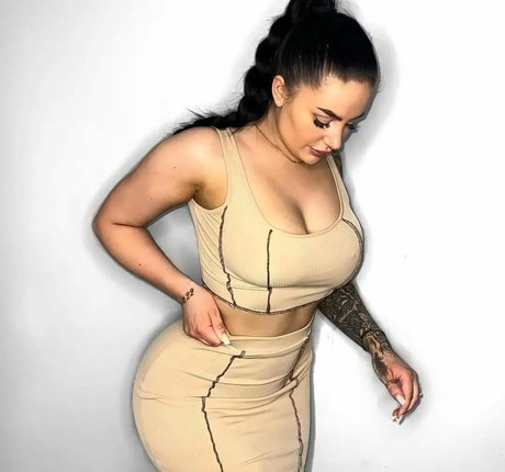 Beckie Holloway hot star photos