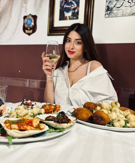 Giusy Piazza nude pornstar archive