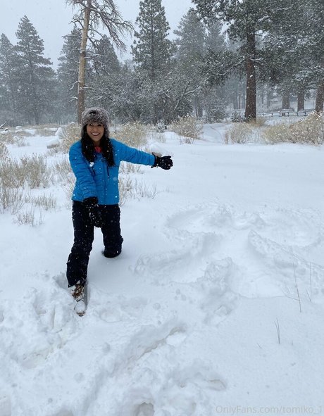 tomiko 1 model best photos