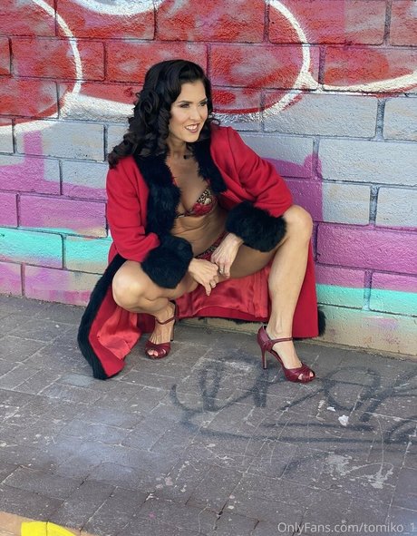 tomiko 1 model adult images