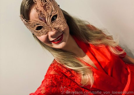 sofie von loewenturm model perfect picture