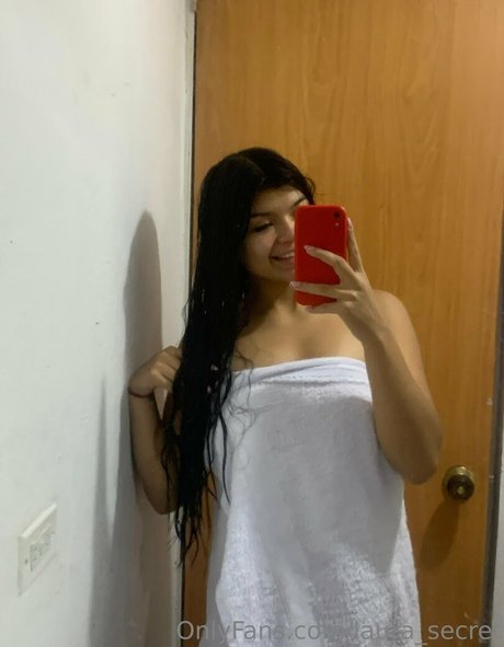 laura secret naked pornstar photo