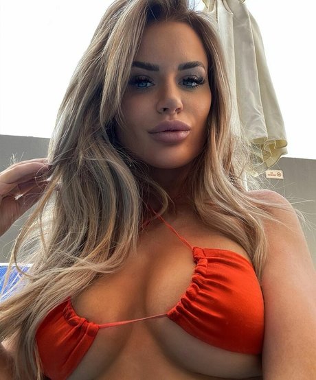 Nicole Farrell porn star photo