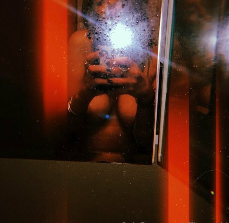 effiesworld star adult galleries