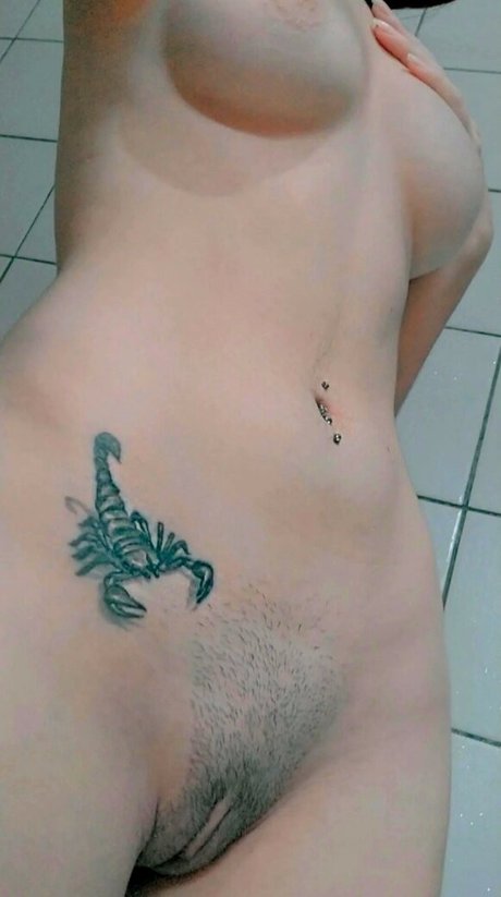 Mia Reid model xxx galleries