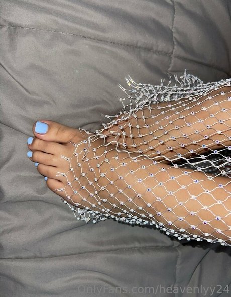 heavenlyy24 model free pic