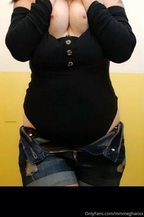 mmmeghanxx adult star img