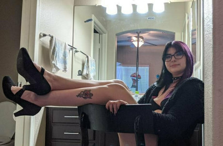 violet613videos model beautiful images