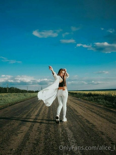alice l exclusive pornstar img