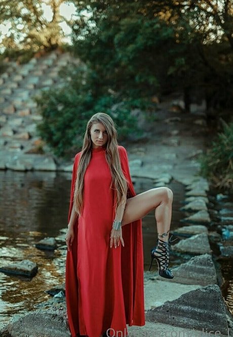 alice l porn actress pics