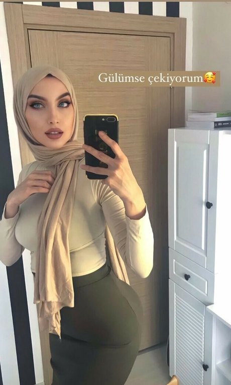 sariikubraa star top archive