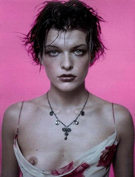 Milla Jovovich adult model picture