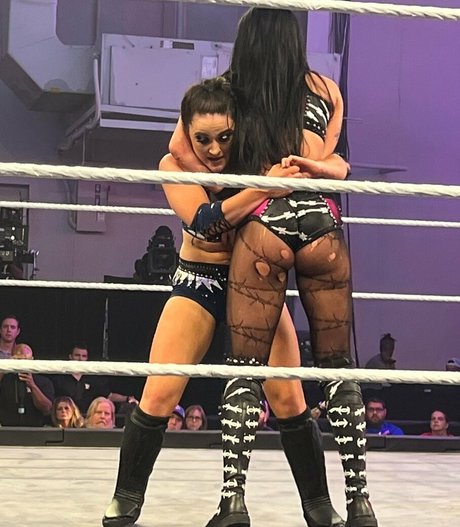 Cora Jade beautiful model archive