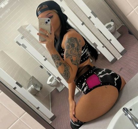 Cora Jade hd actress image