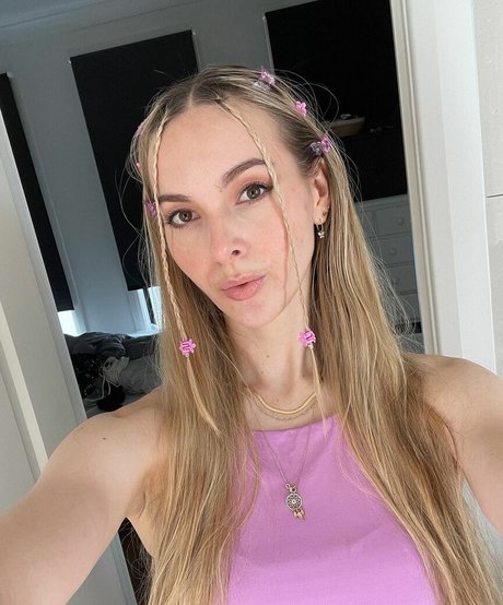 Fasffy perfect model image