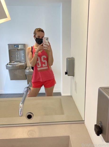 Fasffy art model galleries