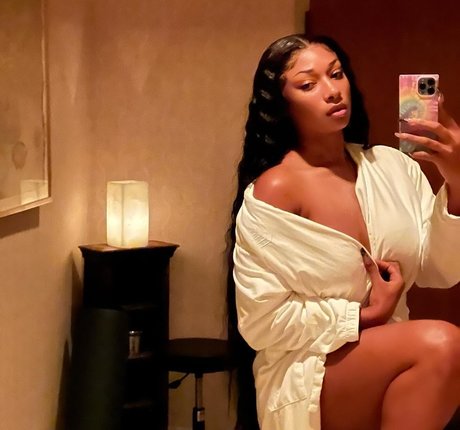 Megan Thee Stallion model nude pictures