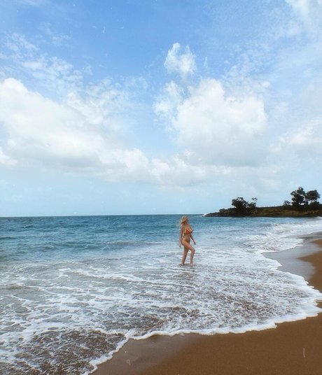 ZiennaEve sex pornstar pics