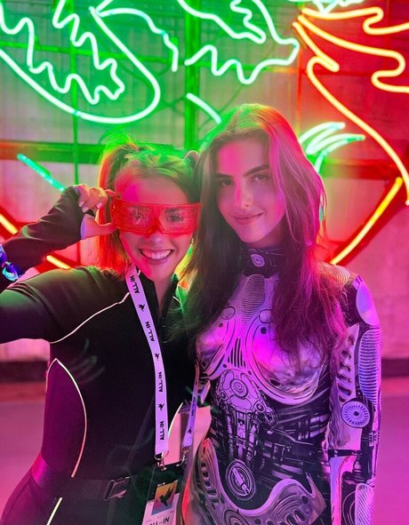 BotezLive exclusive pornstar galleries