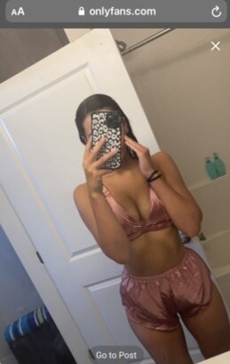 Aspen Reed hot star pic